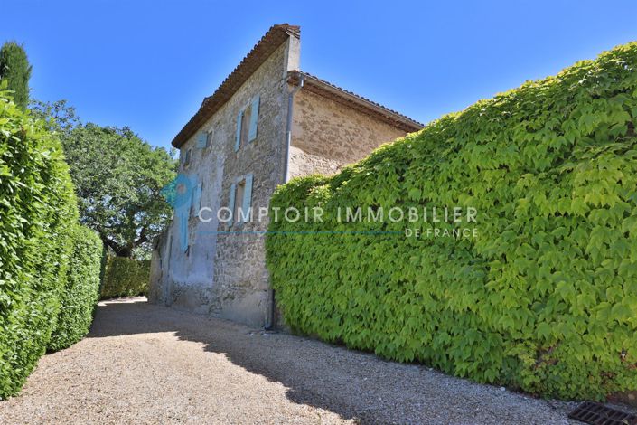 Image No.32-5 Bed House for sale