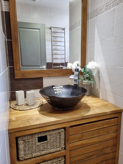 Image No.21-6 Bed House for sale