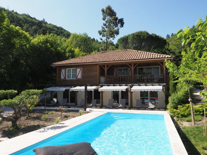 Image No.1-6 Bed House for sale