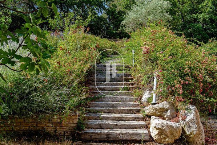 Image No.13-Maison de 6 chambres à vendre à Saint-Marc-Jaumegarde
