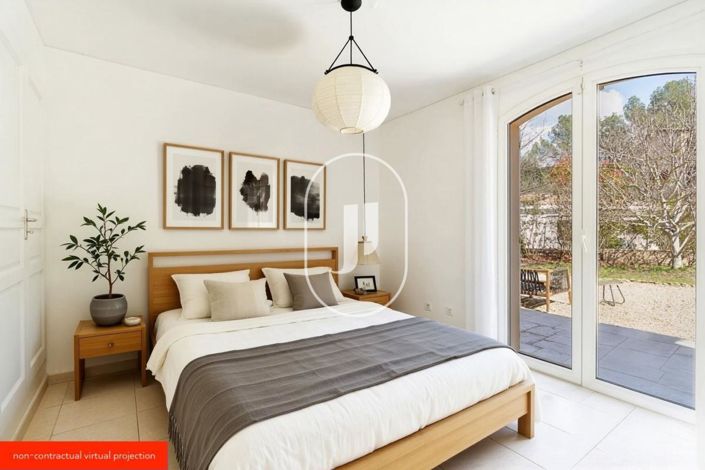 Image No.5-6 Bed House for sale