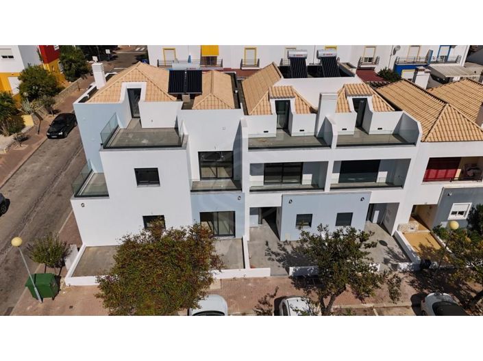 Image No.29-2 Bed House for sale