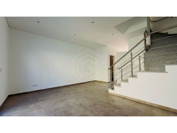 ajc7rzql4ss8d4lx12