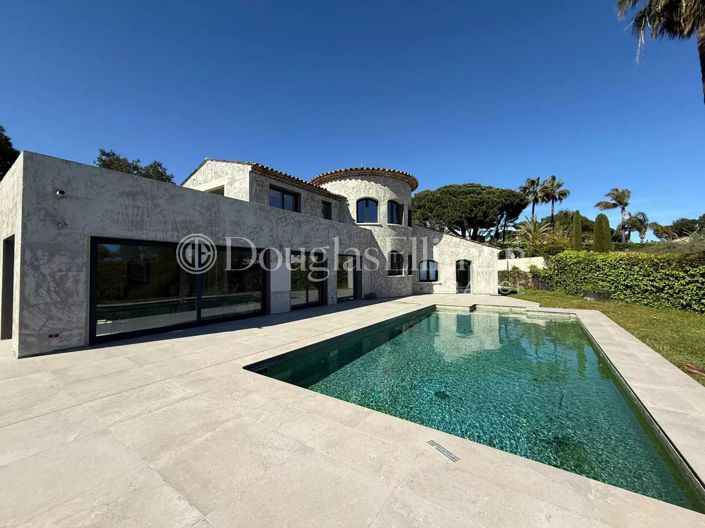 Image No.10-6 Bed House for sale