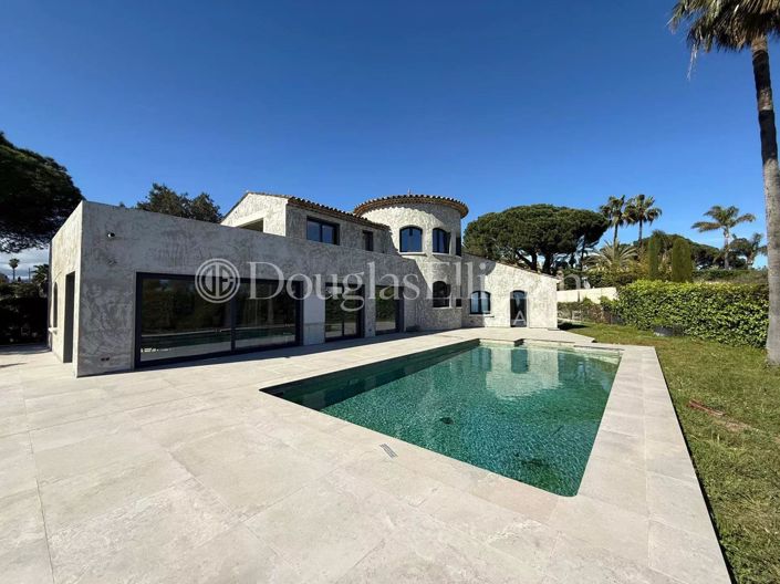 Image No.11-6 Bed House for sale