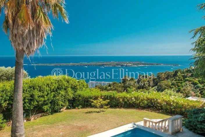 Image No.3-6 Bed House for sale