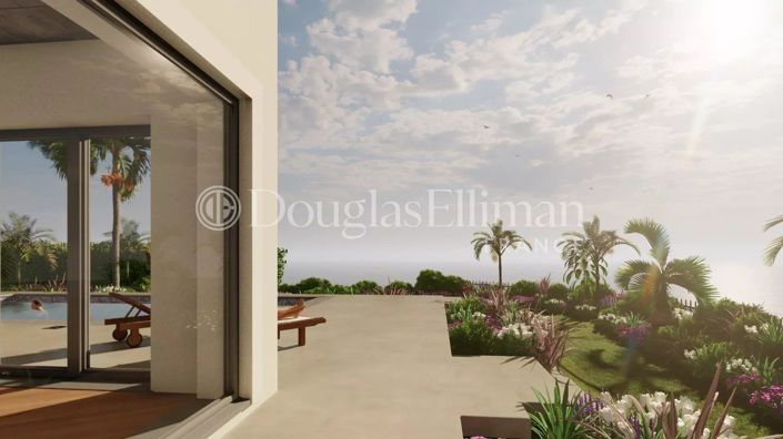 Image No.5-6 Bed House for sale