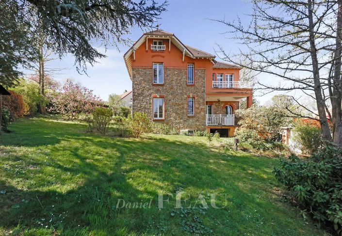 Image No.21-5 Bed House for sale