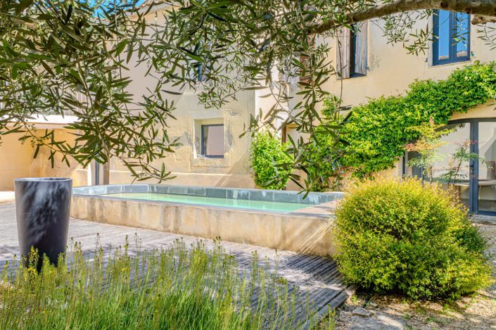 Image No.1-5 Bed House for sale