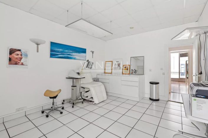 Image No.9-Appartement de 2 chambres à vendre à Paris