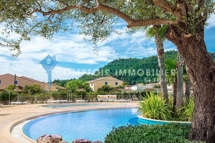 Image No.14-3 Bed House for sale