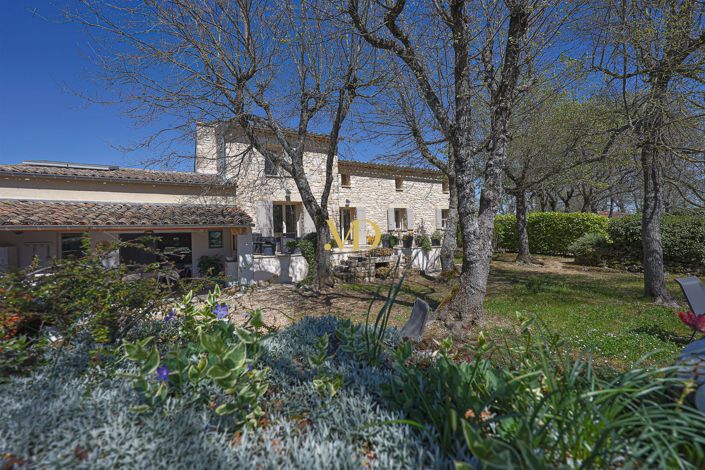 Image No.16-5 Bed House for sale