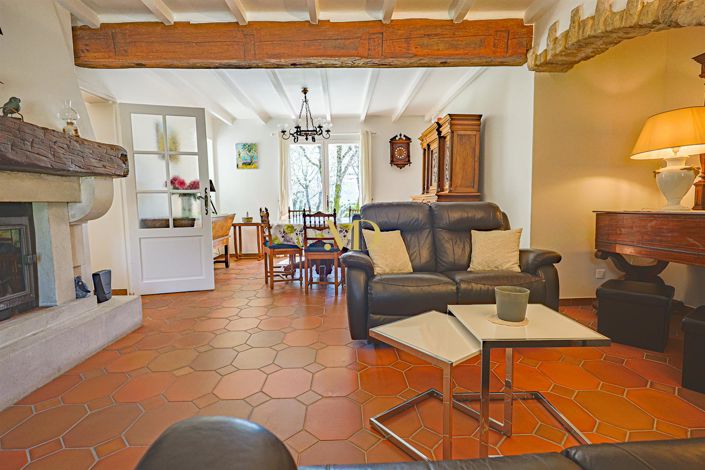 Image No.26-5 Bed House for sale