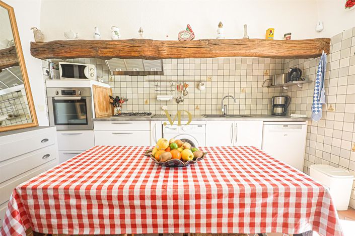 Image No.31-5 Bed House for sale