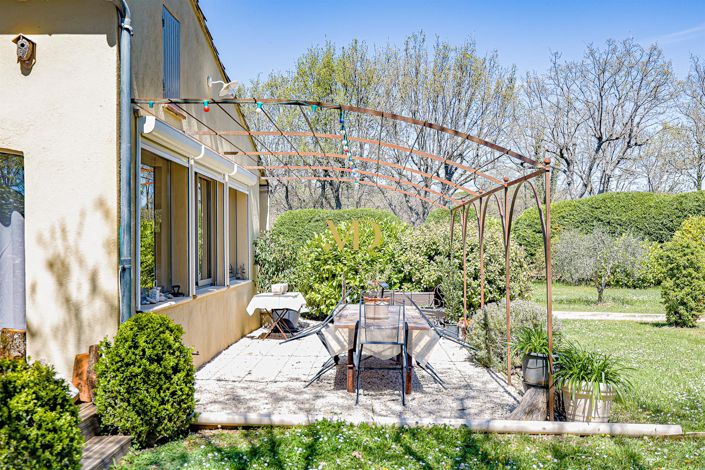 Image No.7-5 Bed House for sale