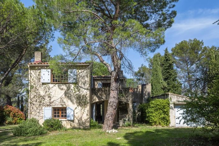 Image No.10-3 Bed House for sale