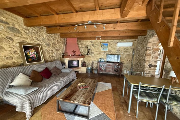 Image No.9-4 Bed House for sale