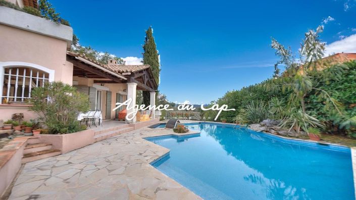 Image No.1-4 Bed House for sale