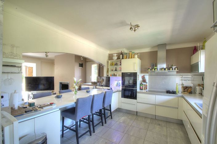 Image No.9-Appartement de 4 chambres à vendre à Saint-Raphael