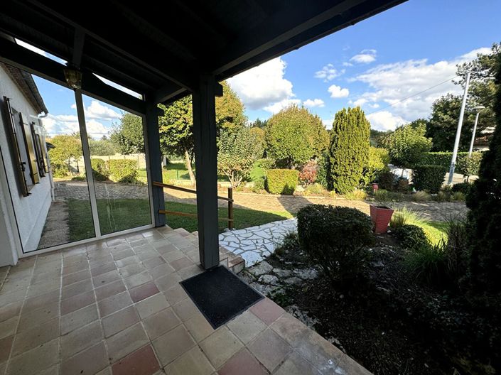 Image No.9-6 Bed House for sale