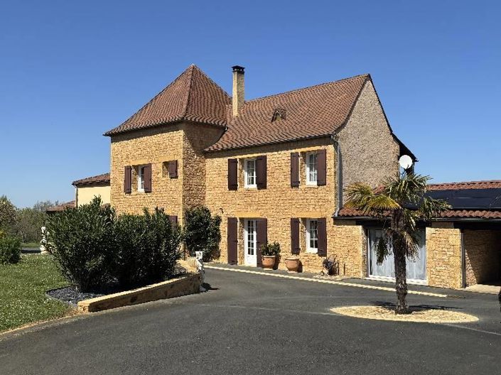Image No.1-Maison de 5 chambres à vendre à Le Bugue