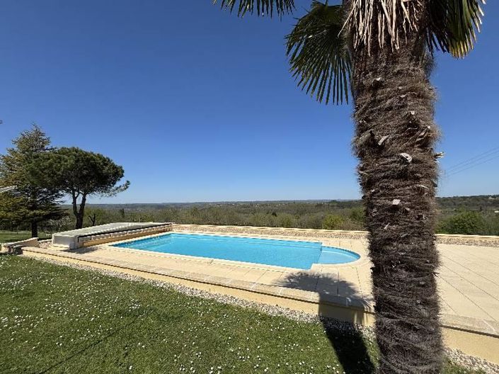 Image No.2-5 Bed House for sale