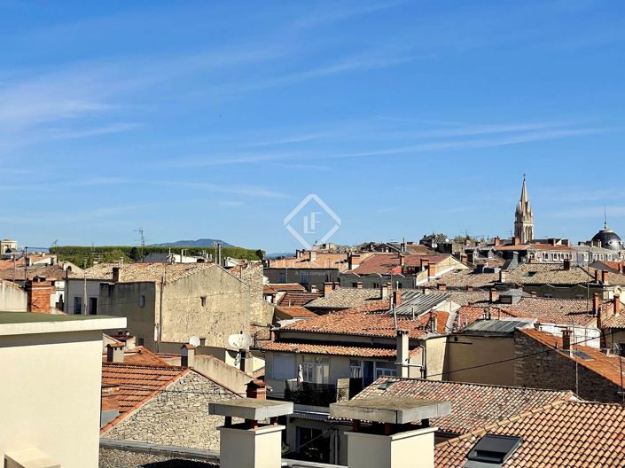 Image No.10-4 Bed Apartment for sale