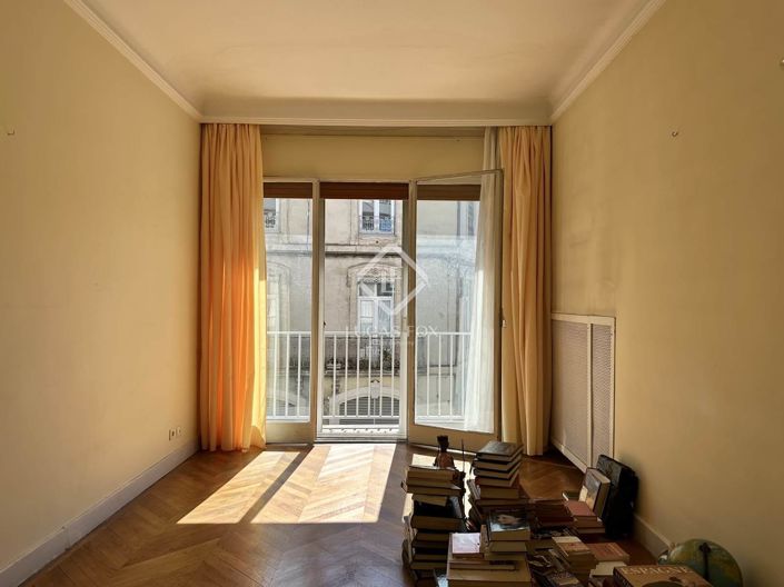 Image No.12-4 Bed Apartment for sale