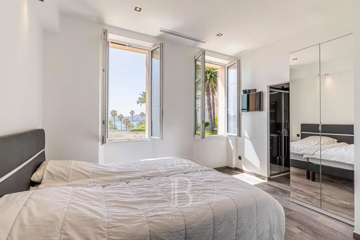 Image No.11-4 Bed Apartment for sale