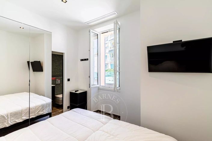 Image No.12-4 Bed Apartment for sale