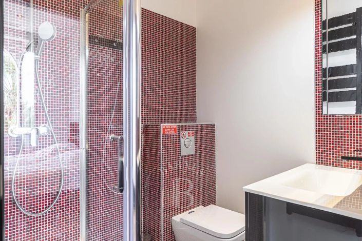 Image No.9-4 Bed Apartment for sale