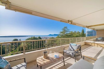 2 Bed Apartment for sale