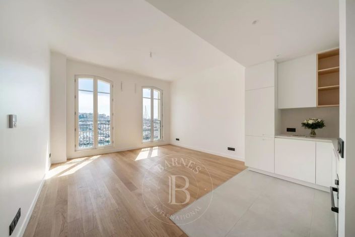 Image No.2-Appartement de 1 chambre à vendre à Cannes
