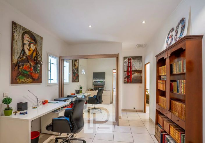 Image No.11-Maison de 6 chambres à vendre à Mougins