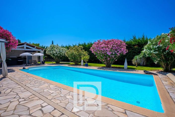 Image No.2-Maison de 6 chambres à vendre à Mougins