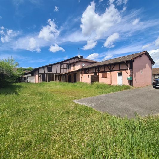 Image No.1-5 Bed House for sale