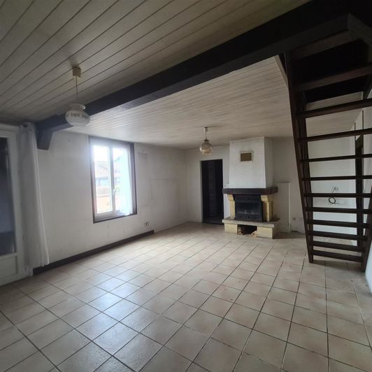 Image No.8-5 Bed House for sale