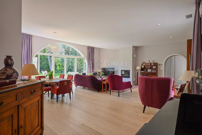 Image No.4-4 Bed House for sale