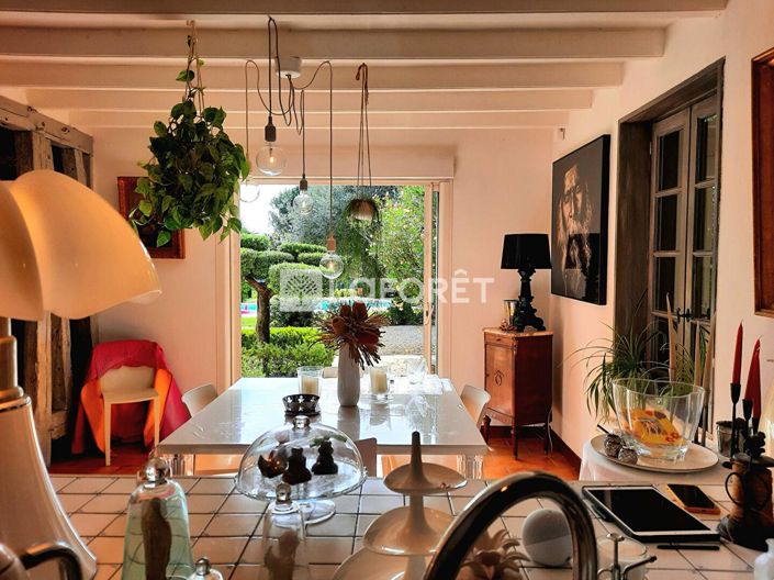 Image No.6-4 Bed House for sale