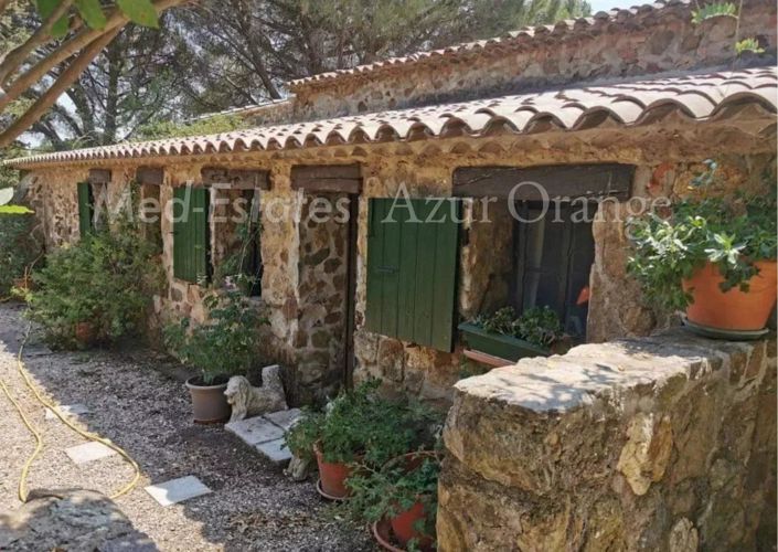 Image No.16-7 Bed House for sale