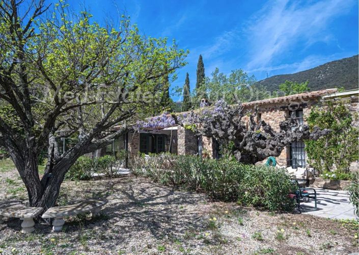 Image No.4-7 Bed House for sale