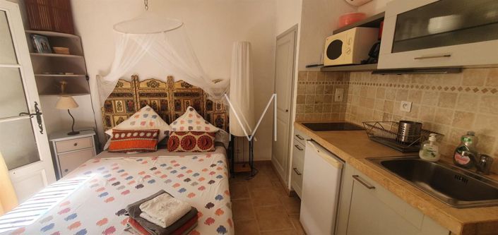 Image No.14-6 Bed House for sale