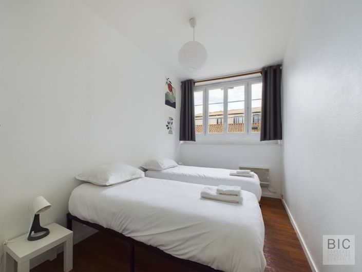 Image No.1-Appartement de 1 chambre à vendre à Bordeaux