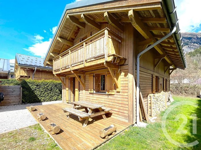 Image No.1-3 Bed House for sale