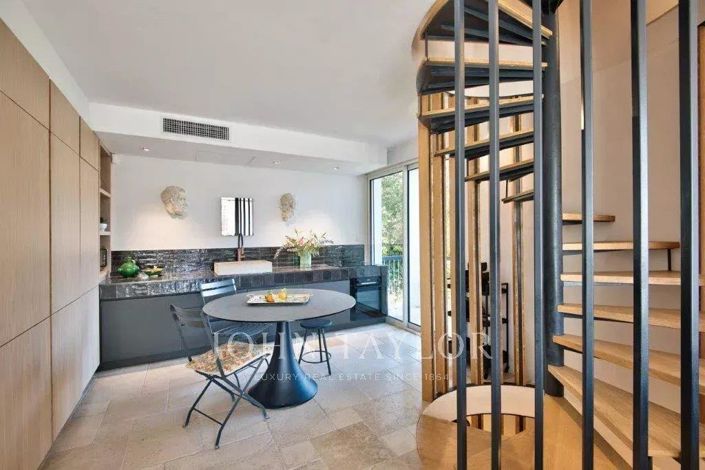 Image No.11-3 Bed Apartment for sale