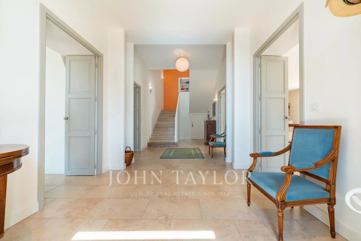 Image No.11-7 Bed House for sale