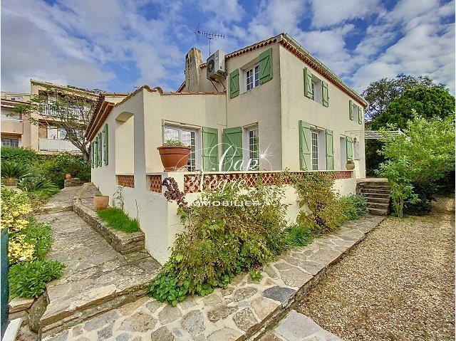 Image No.1-Maison de 5 chambres à vendre à Bormes-les-Mimosas