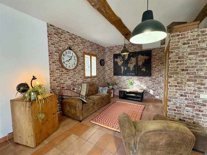 Image No.6-1 Bed House for sale