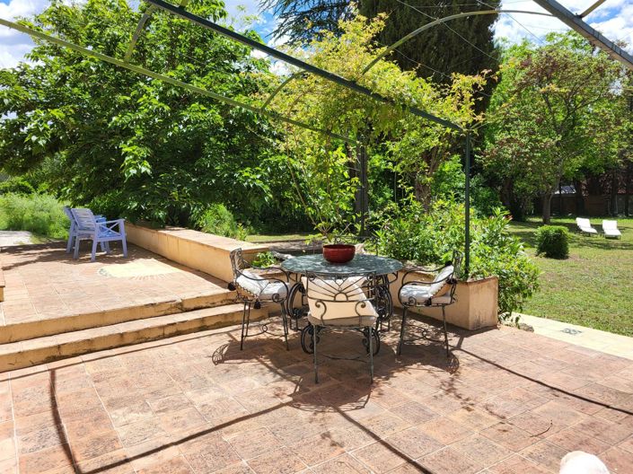 Image No.2-4 Bed House for sale