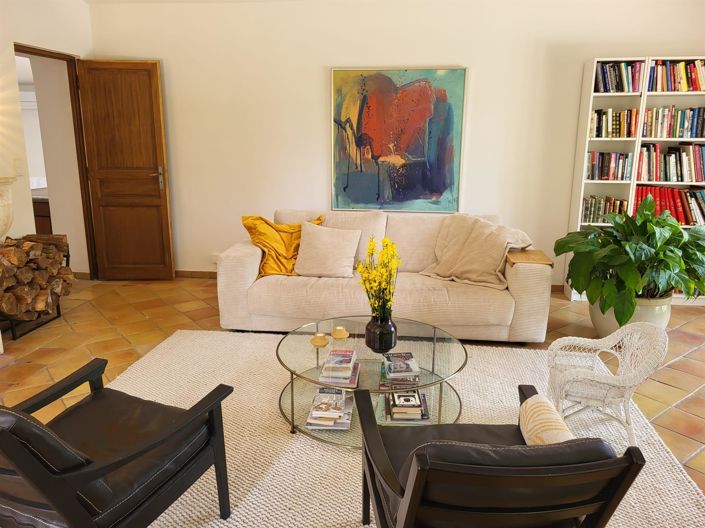 Image No.9-4 Bed House for sale